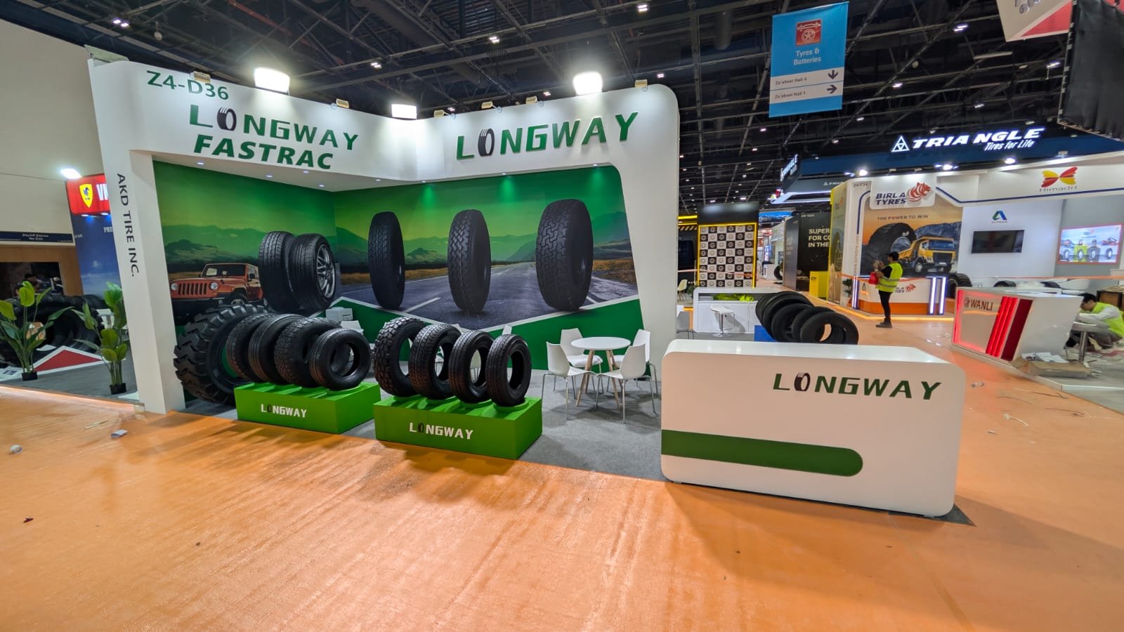 LONGWAY Fastrac Stand at Automechanika Dubai by Infinity Exhibit